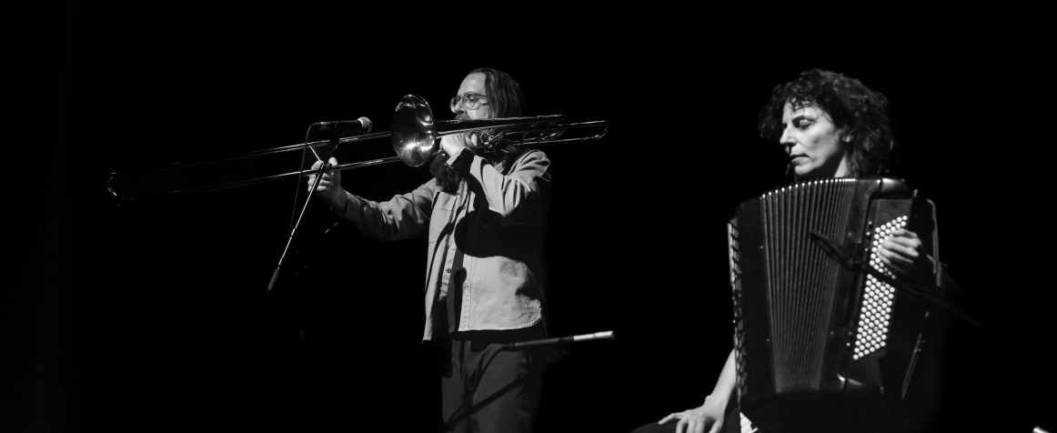 Event Horizon feat. Nataša Grujović & Steve Moore