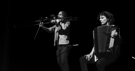 Event Horizon feat. Nataša Grujović & Steve Moore