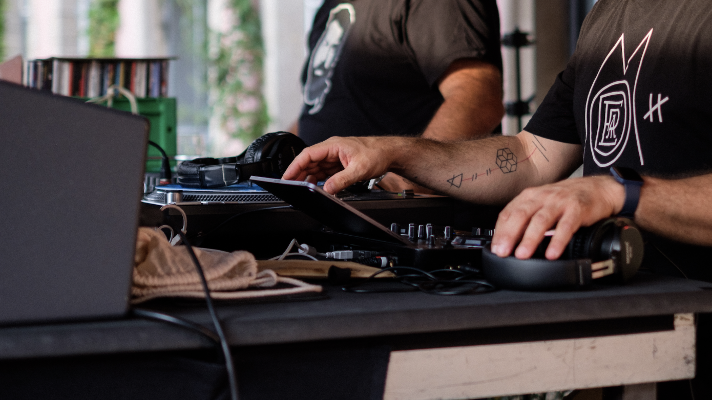 VENDREDING-DONG - Beet2Barbecue (Residents All Star)