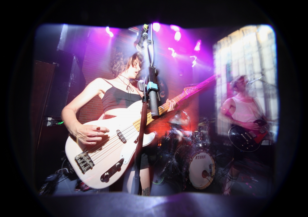 USA NAILS + MADAM + ACID GRAS