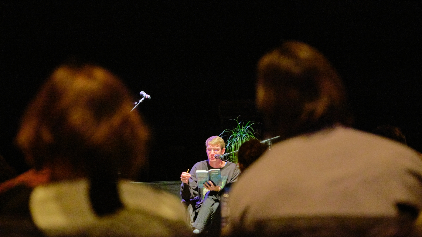 EENAVÉIERZEG or in other words