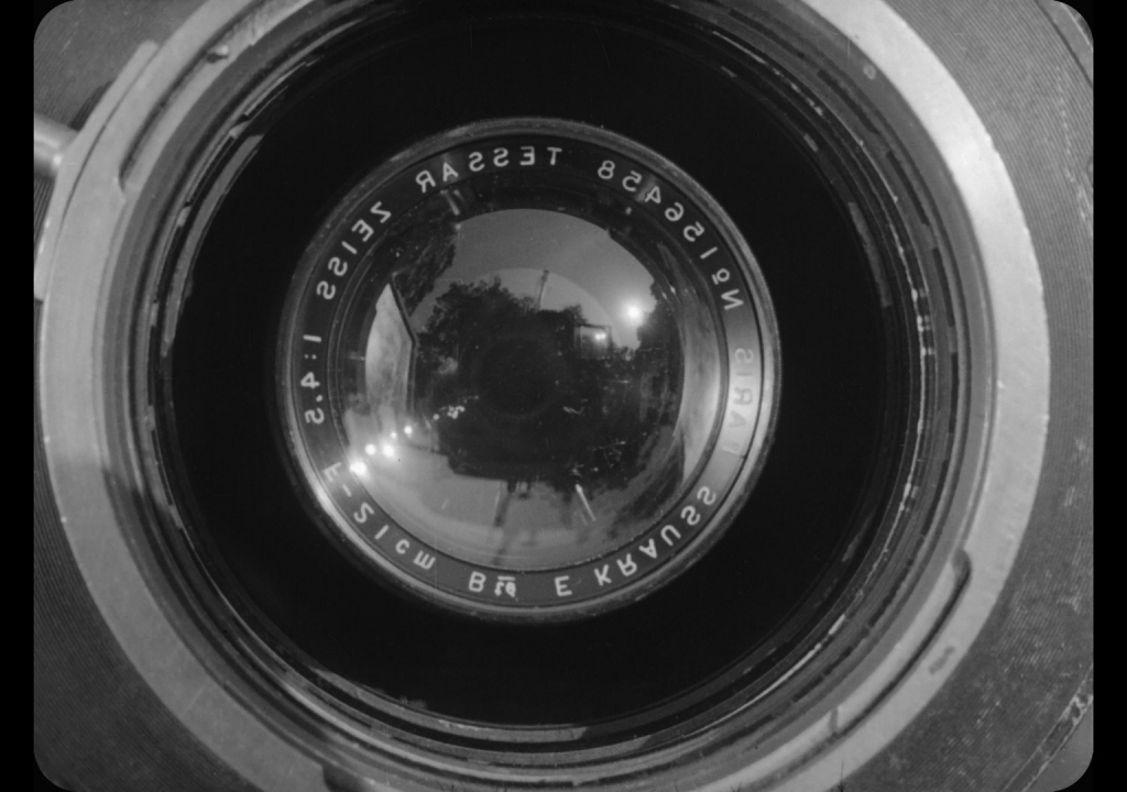 "l'HOMME À LA CAMÉRA"