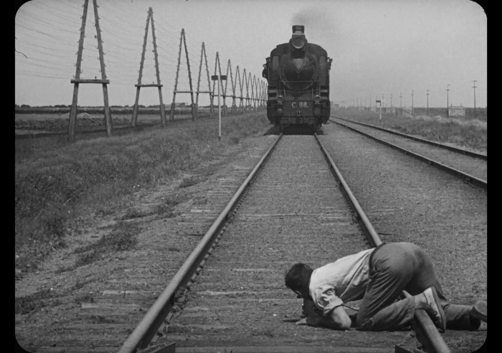 "l'HOMME À LA CAMÉRA"