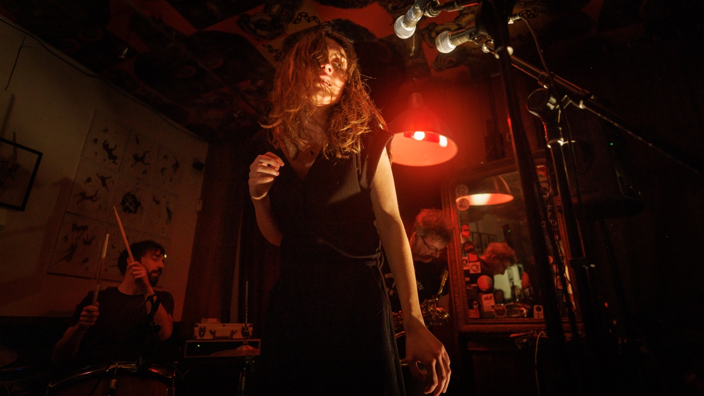 « ROUGE PUTE » – CIE LES PATRIES IMAGINAIRES