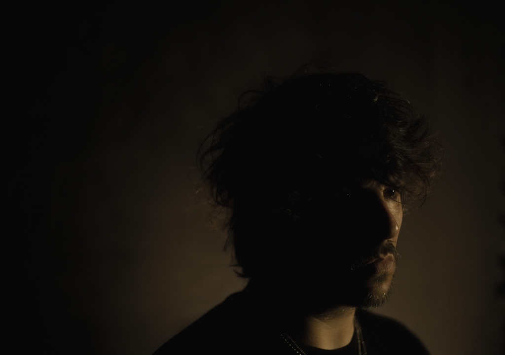 Awir Leon & Them Lights