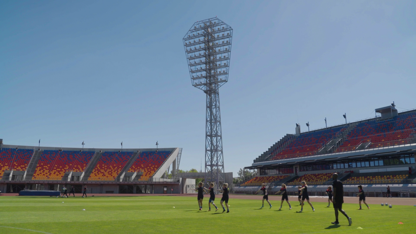 "Um Ball – 50 Joer Fraefussball zu Lëtzebuerg"